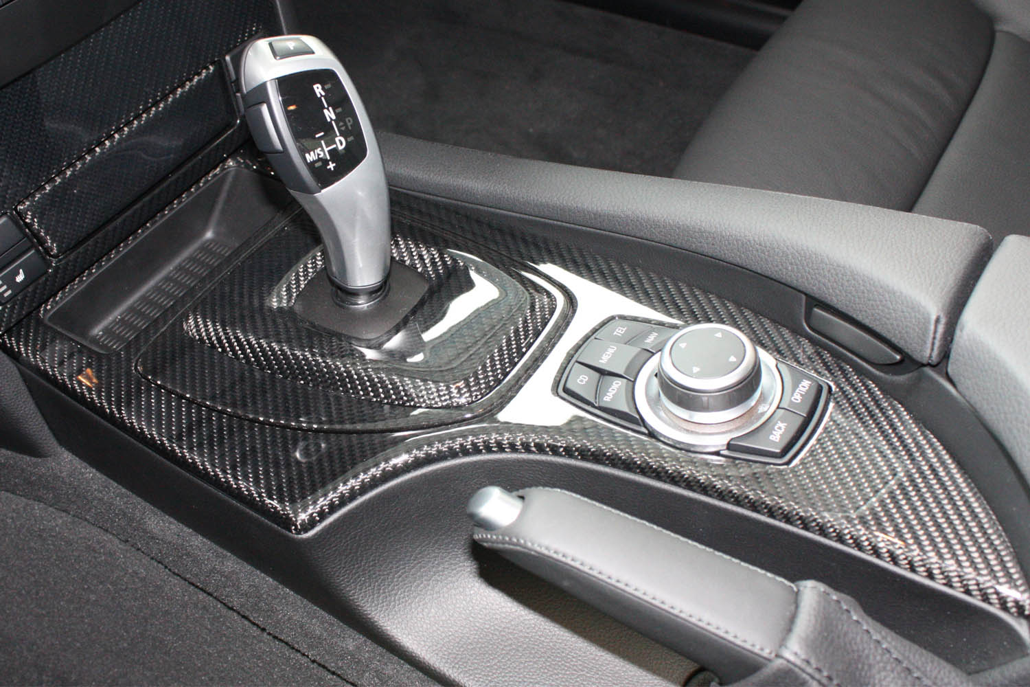  BMW 5 E60 E61 Carbon Mittelkonsole Blende Echt Carbon Dekor Interieur Zierleisten Carbonteile Konsole Armaturenbrett