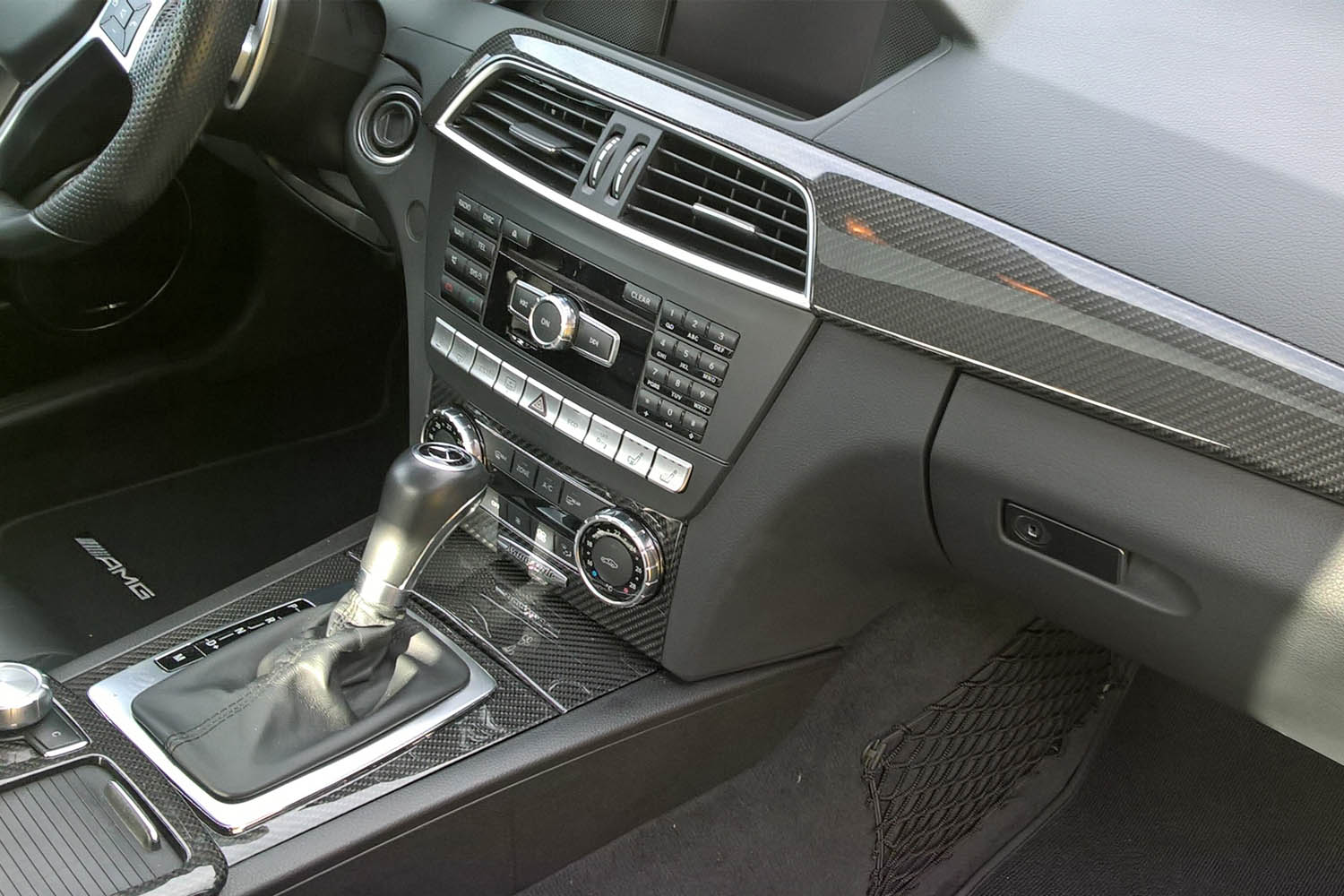 Mercedes Benz C W204 carbon center console ashtray real carbon armrest trim interior trim linings carbon parts dashboard